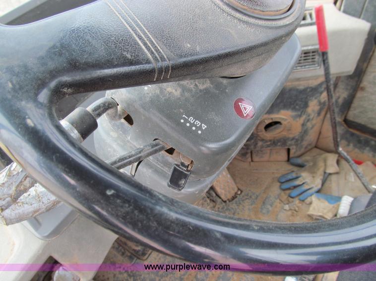 image for item E3579 1998 Komatsu WA180-3L wheel loader