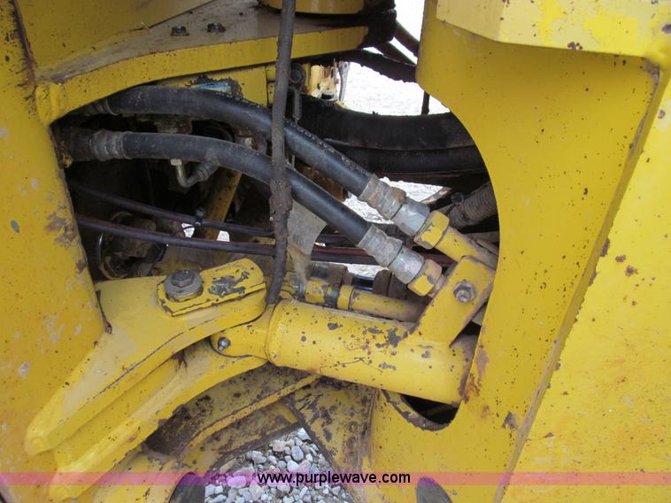 image for item E3579 1998 Komatsu WA180-3L wheel loader