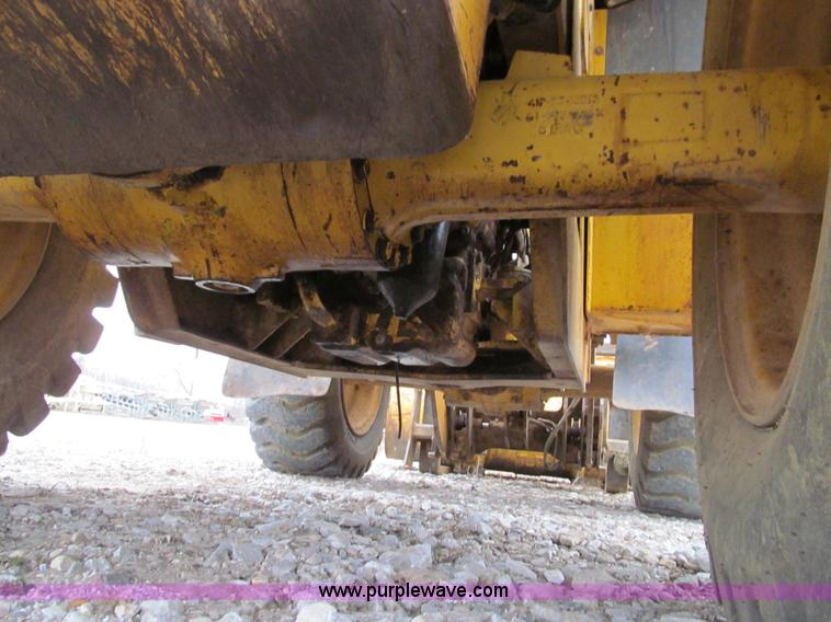 image for item E3579 1998 Komatsu WA180-3L wheel loader