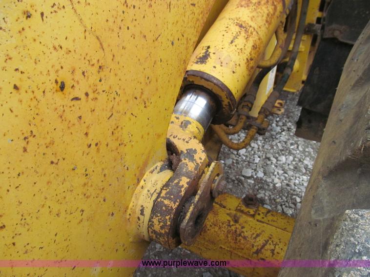 image for item E3579 1998 Komatsu WA180-3L wheel loader