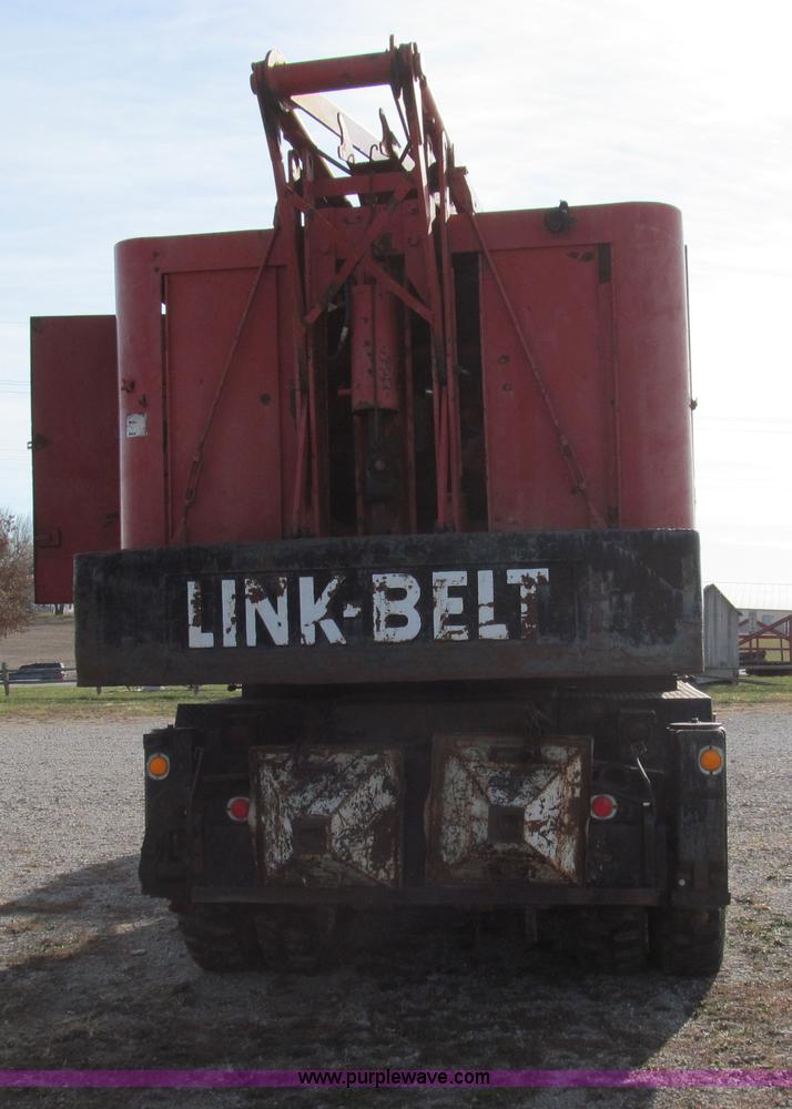 image for item E3580 1967 Link-Belt HC78A truck crane