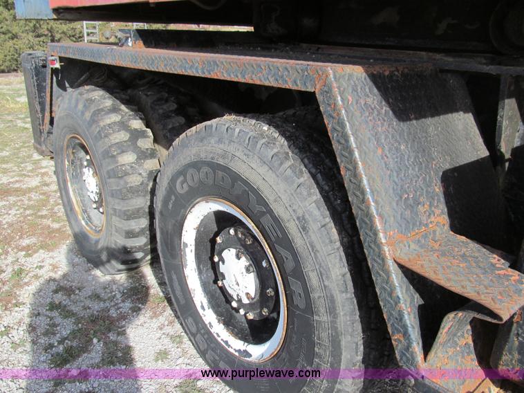 image for item E3580 1967 Link-Belt HC78A truck crane