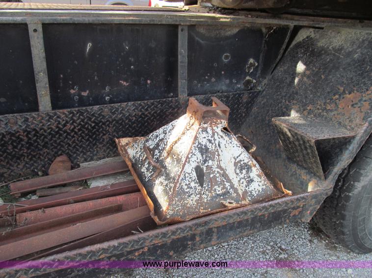 image for item E3580 1967 Link-Belt HC78A truck crane