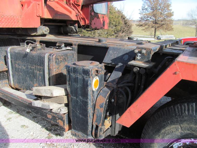 image for item E3580 1967 Link-Belt HC78A truck crane