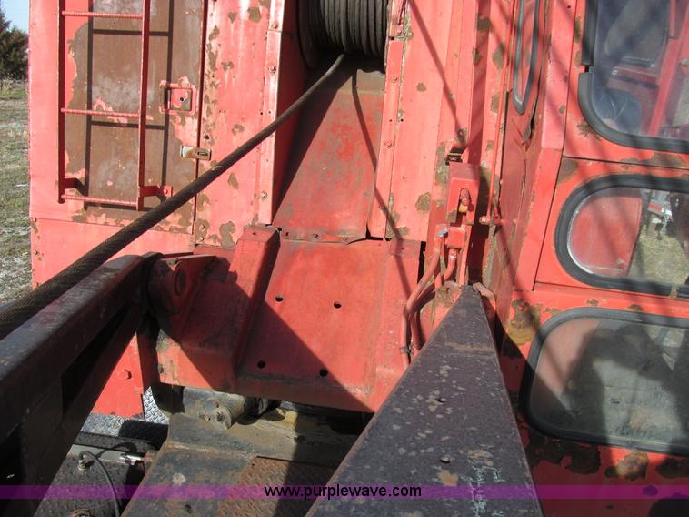 image for item E3580 1967 Link-Belt HC78A truck crane