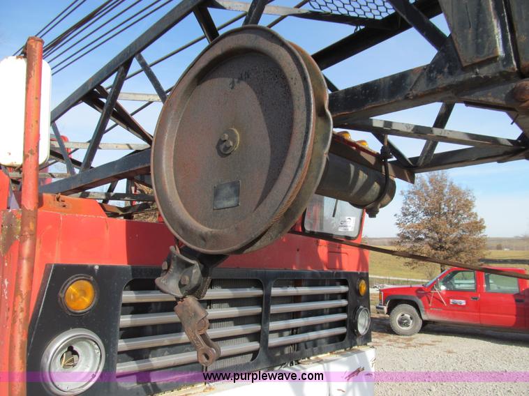 image for item E3580 1967 Link-Belt HC78A truck crane