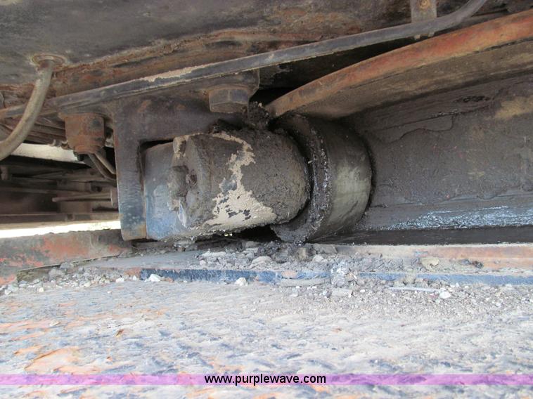 image for item E3580 1967 Link-Belt HC78A truck crane