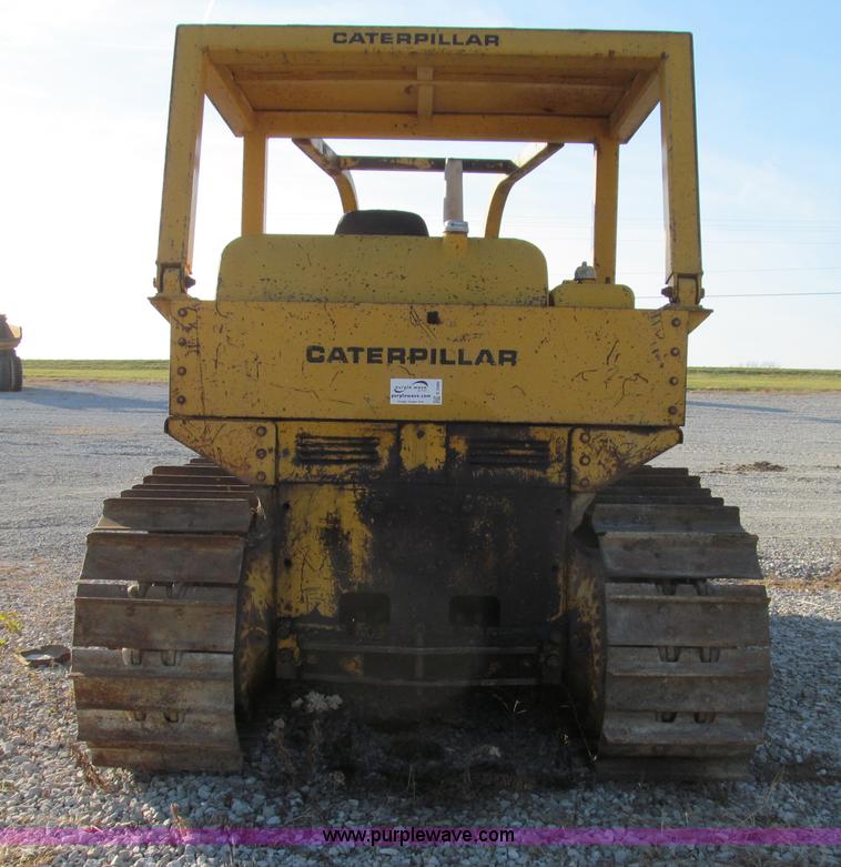 image for item E3586 1970 Caterpillar D7F dozer