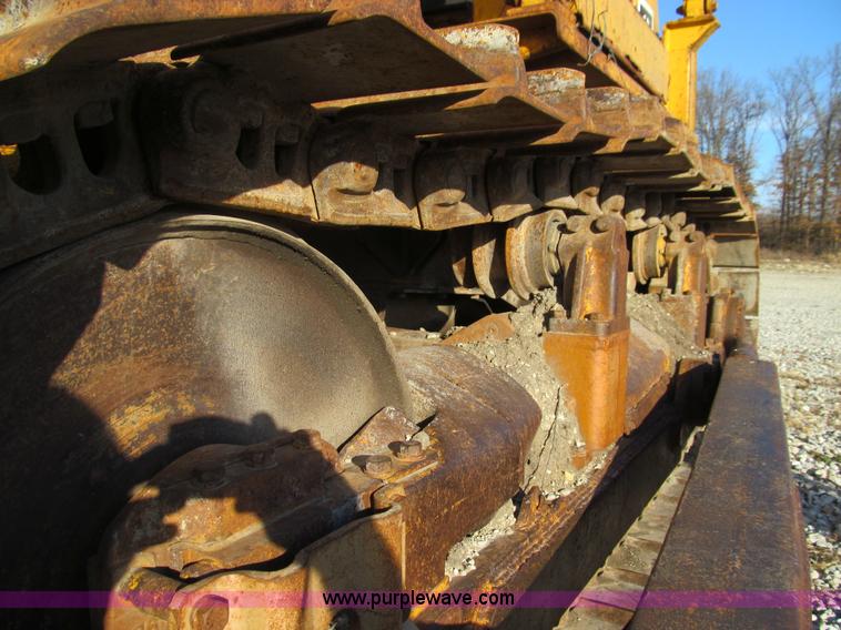image for item E3586 1970 Caterpillar D7F dozer
