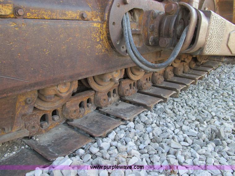 image for item E3586 1970 Caterpillar D7F dozer