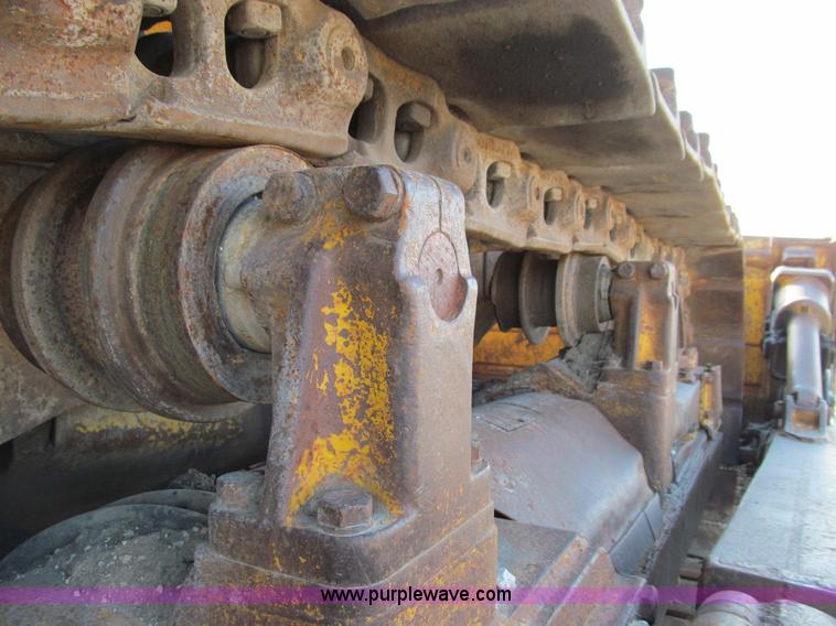 image for item E3586 1970 Caterpillar D7F dozer