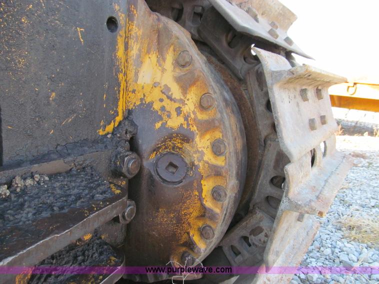 image for item E3586 1970 Caterpillar D7F dozer