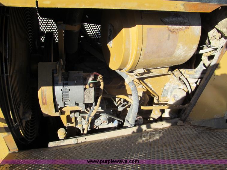 image for item E5730 1998 Caterpillar D6M XL dozer