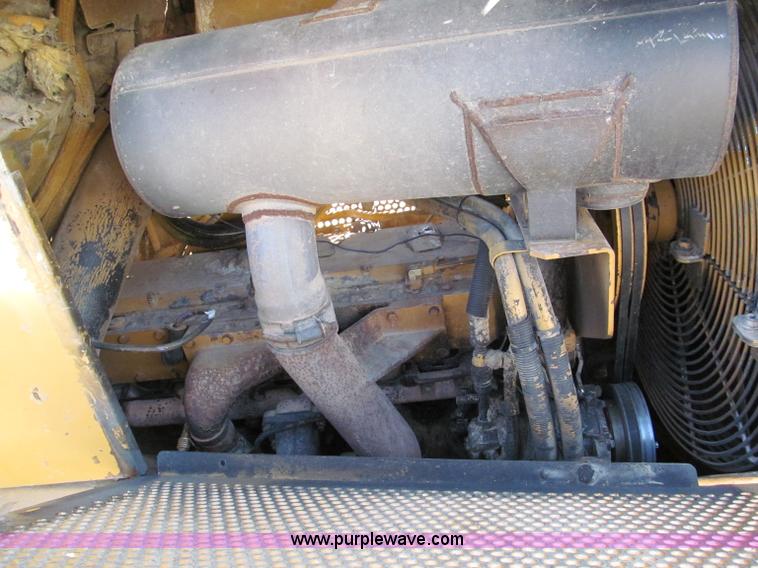 image for item E5730 1998 Caterpillar D6M XL dozer