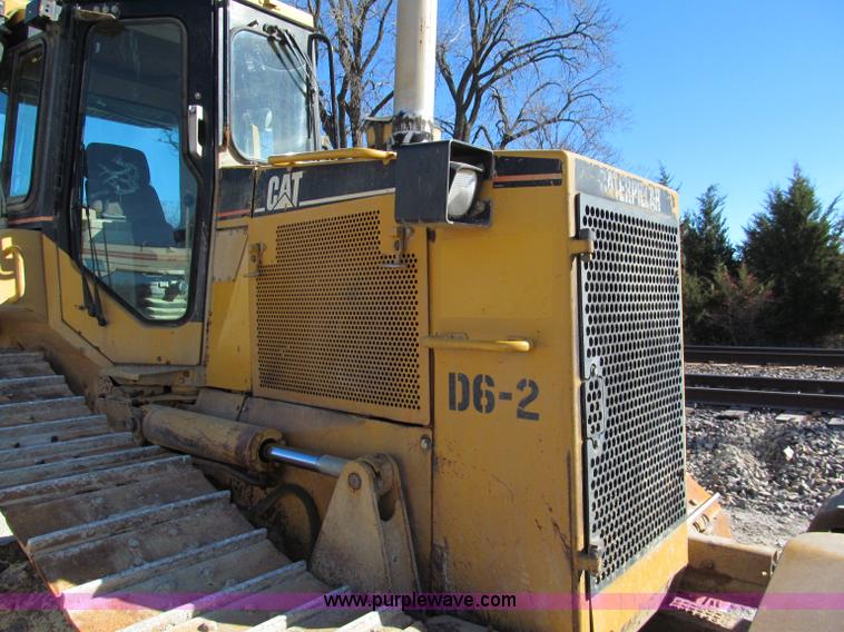 image for item E5730 1998 Caterpillar D6M XL dozer