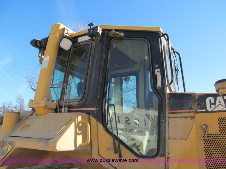 image for item E5730 1998 Caterpillar D6M XL dozer