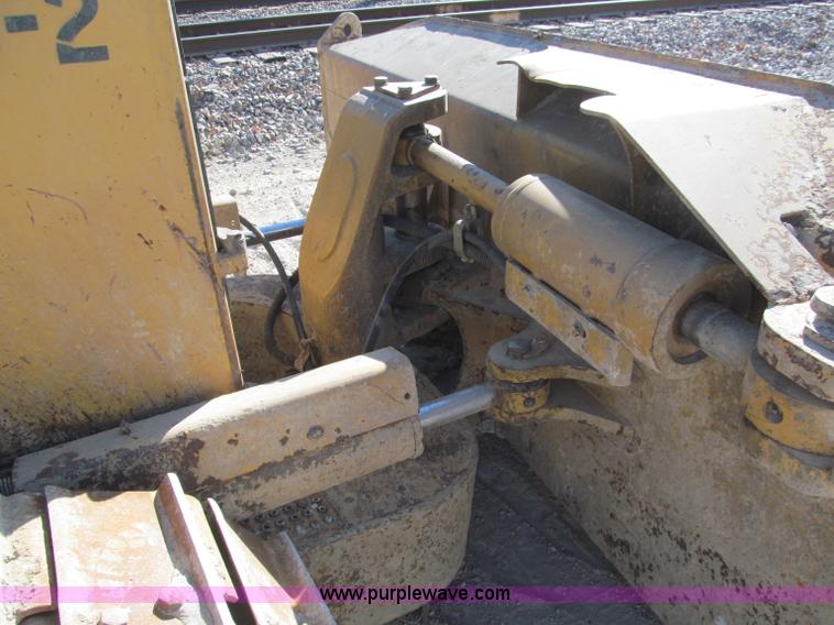 image for item E5730 1998 Caterpillar D6M XL dozer