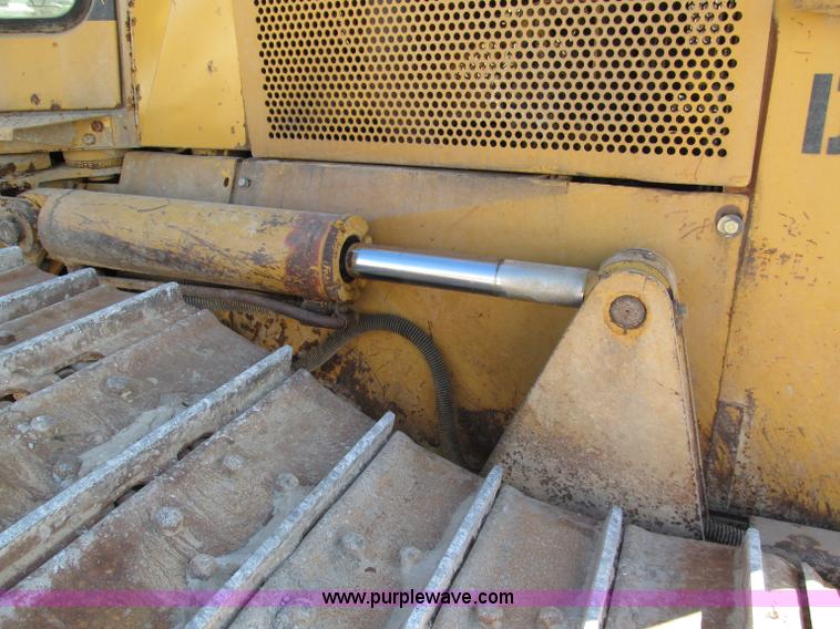 image for item E5730 1998 Caterpillar D6M XL dozer