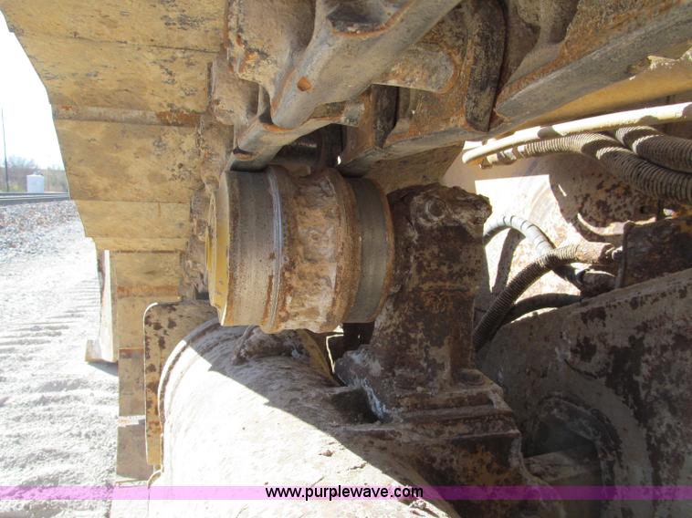 image for item E5730 1998 Caterpillar D6M XL dozer