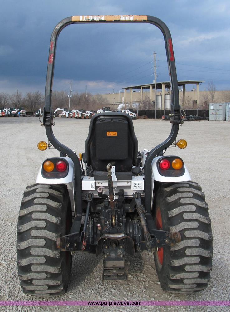 image for item E5768 2008 Bobcat CT230B tractor with loader