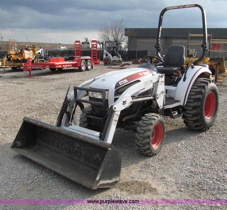 image for item E5768 2008 Bobcat CT230B tractor with loader