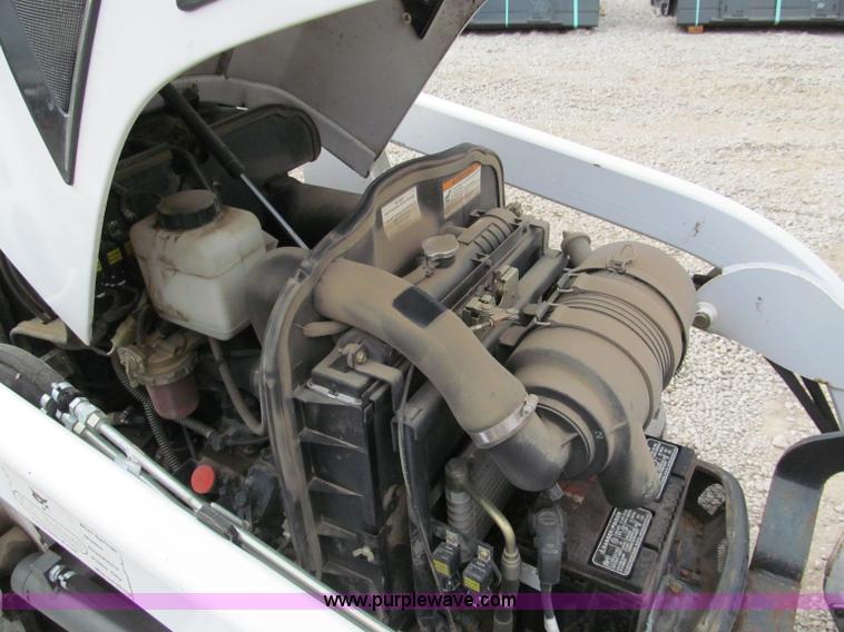 image for item E5768 2008 Bobcat CT230B tractor with loader