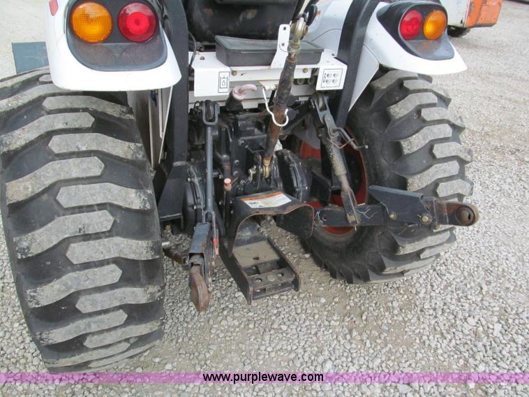 image for item E5768 2008 Bobcat CT230B tractor with loader