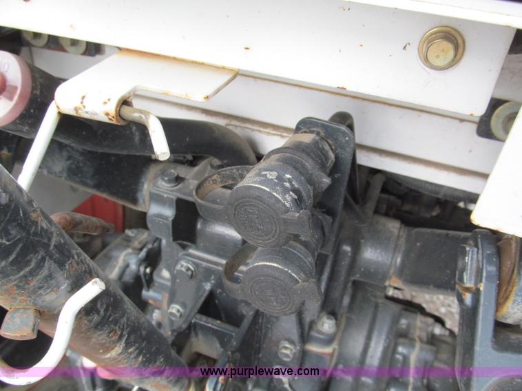 image for item E5768 2008 Bobcat CT230B tractor with loader