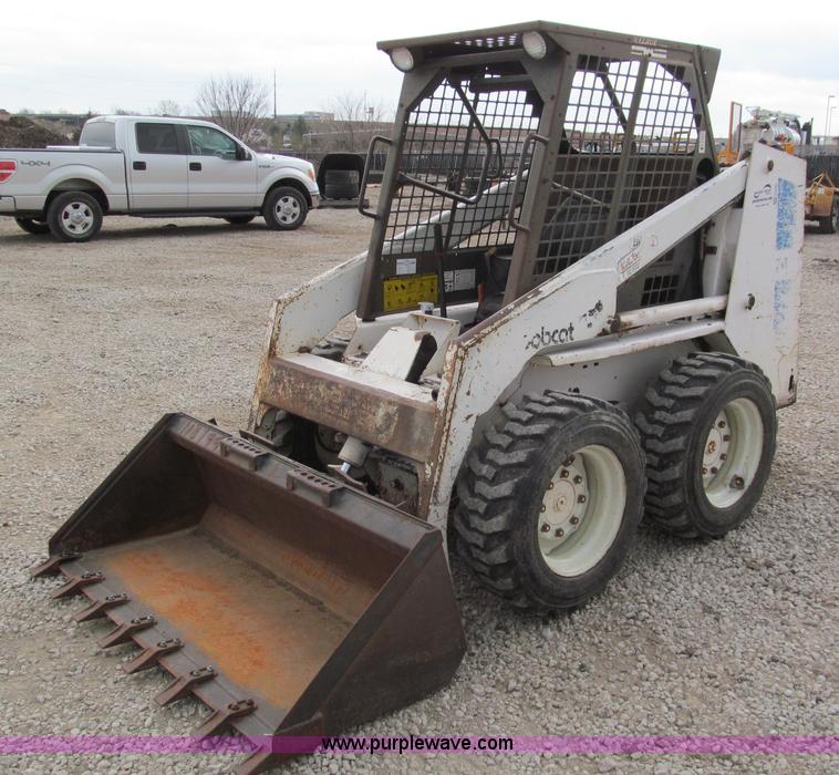image for item E5769 1989 Bobcat 743 skid steer