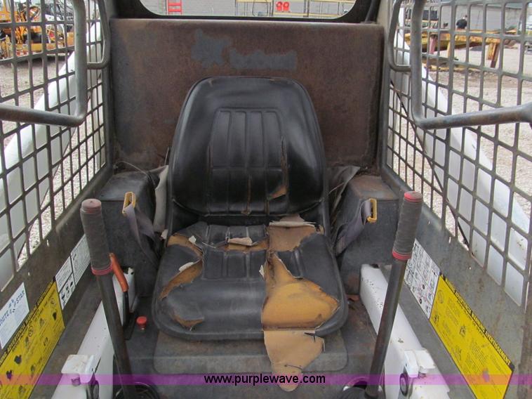 image for item E5769 1989 Bobcat 743 skid steer