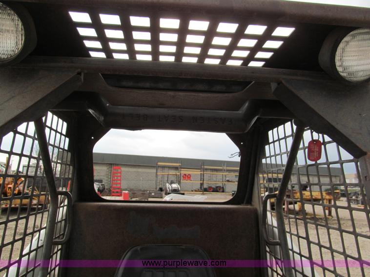 image for item E5769 1989 Bobcat 743 skid steer