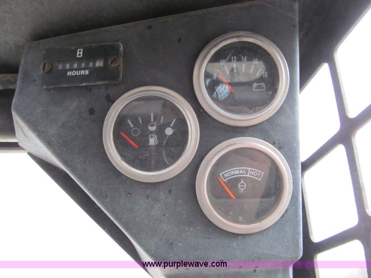 image for item E5769 1989 Bobcat 743 skid steer