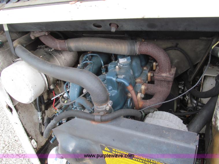 image for item E5769 1989 Bobcat 743 skid steer