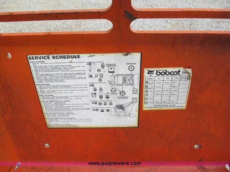 image for item E5769 1989 Bobcat 743 skid steer