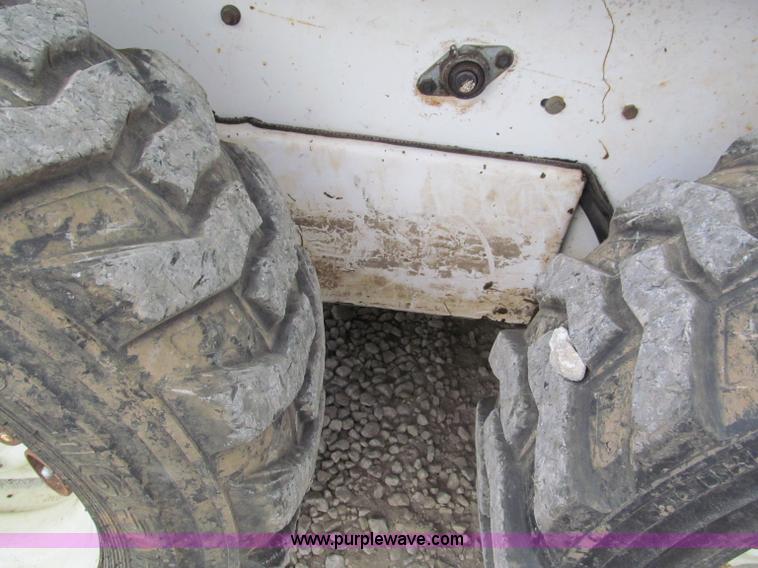 image for item E5769 1989 Bobcat 743 skid steer