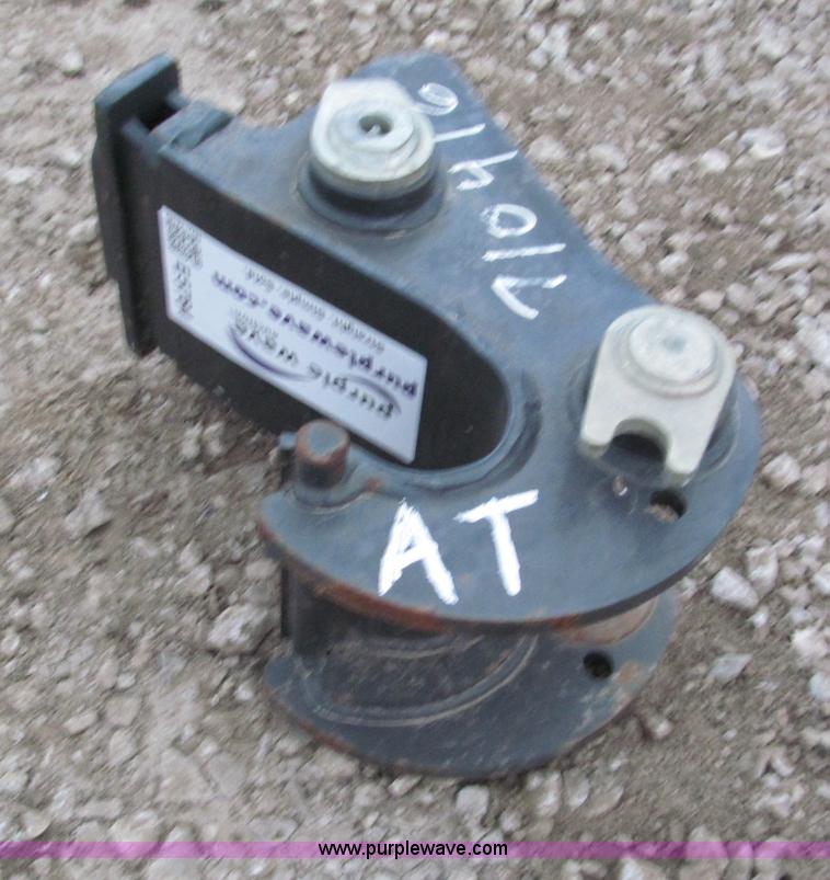 image for item E5784 Bobcat quick attach for excavator buckets