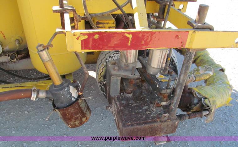 image for item E5786 600 lbs ride-on thermoplastic applicator