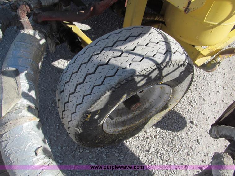 image for item E5786 600 lbs ride-on thermoplastic applicator