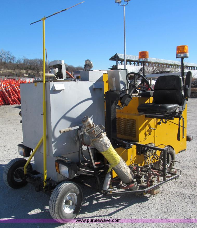 image for item E5787 Stimsonite Titan 1000D long line thermoplastic ride-on applicator with transport trailer