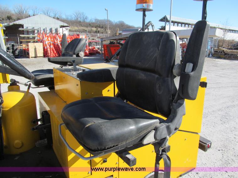 image for item E5787 Stimsonite Titan 1000D long line thermoplastic ride-on applicator with transport trailer