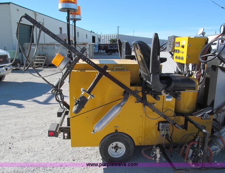 image for item E5787 Stimsonite Titan 1000D long line thermoplastic ride-on applicator with transport trailer