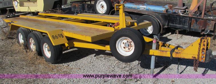 image for item E5787 Stimsonite Titan 1000D long line thermoplastic ride-on applicator with transport trailer