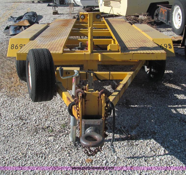 image for item E5787 Stimsonite Titan 1000D long line thermoplastic ride-on applicator with transport trailer