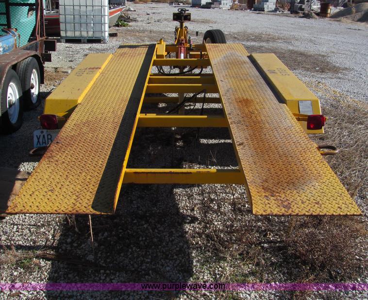 image for item E5787 Stimsonite Titan 1000D long line thermoplastic ride-on applicator with transport trailer