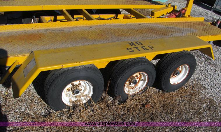 image for item E5787 Stimsonite Titan 1000D long line thermoplastic ride-on applicator with transport trailer