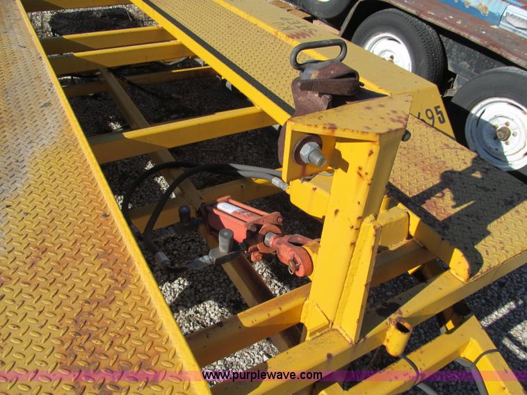 image for item E5787 Stimsonite Titan 1000D long line thermoplastic ride-on applicator with transport trailer