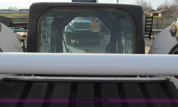 image for item E5788 2007 Bobcat T190 track skid steer