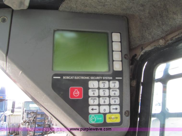 image for item E5788 2007 Bobcat T190 track skid steer