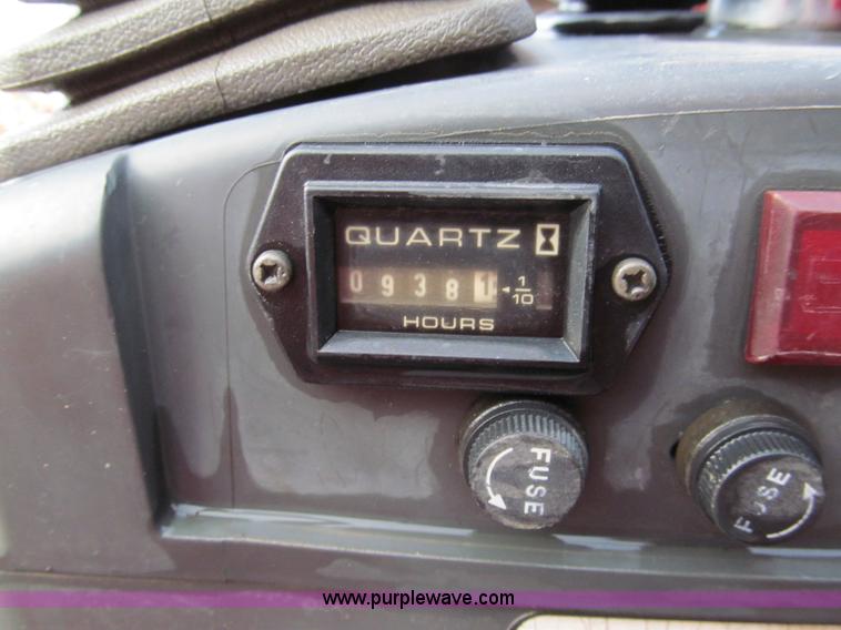 image for item E5817 2001 IHI Nana 7J mini excavator