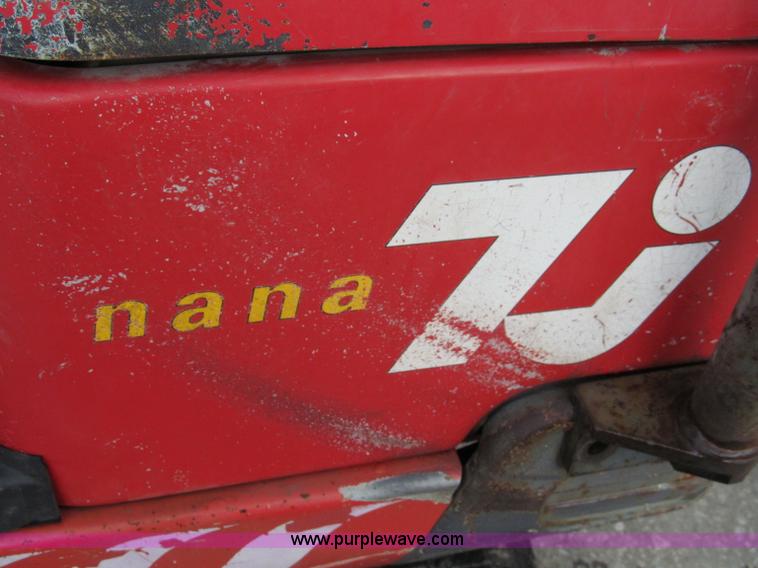image for item E5817 2001 IHI Nana 7J mini excavator
